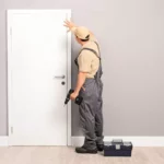 Установка дверей в офисе: ключевой элемент безопасности и стиля